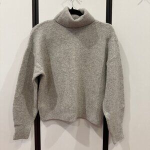 H&M Light Gray Turtleneck Sweater